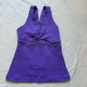 Lululemon Purple Crossback Athletic Tank Top Built-In Bra Size 6